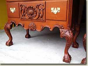 image showing front detail on Philadelphia bonnet highboy